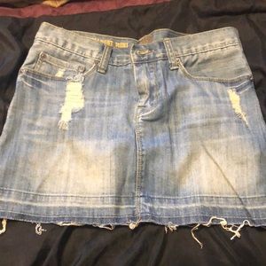 hollister mini skirt